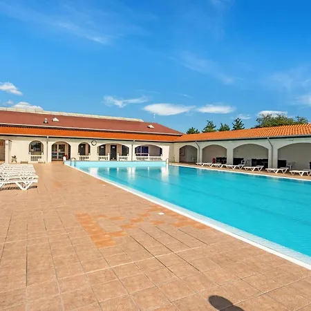 Cozy In With Kitchen *