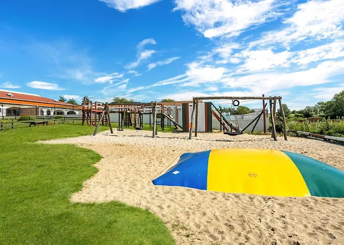 Cozy In With Kitchen 別荘